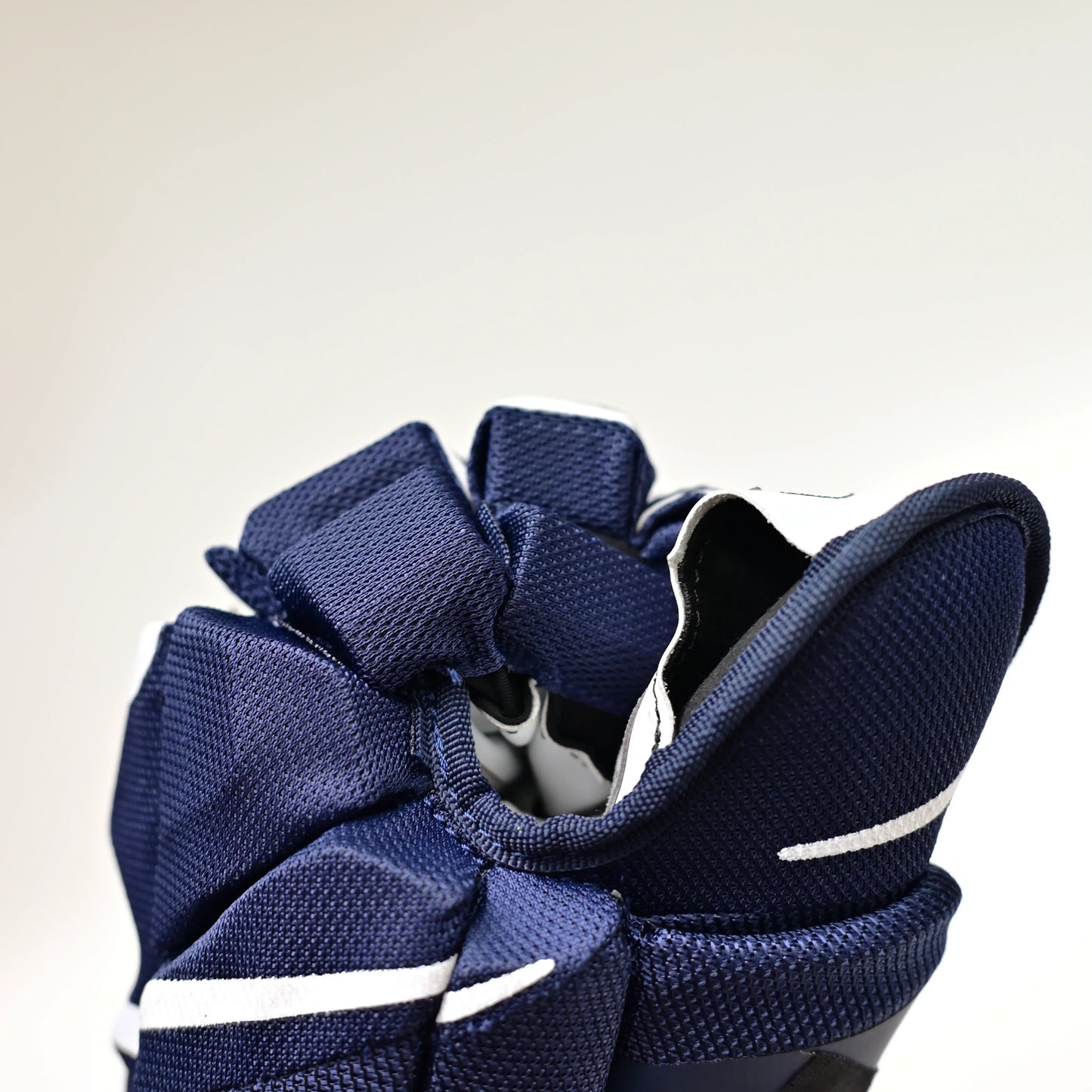 [1-pairs][Hyperlight]New Ice Hockey Gloves BAU Brand Hyperlight 13"