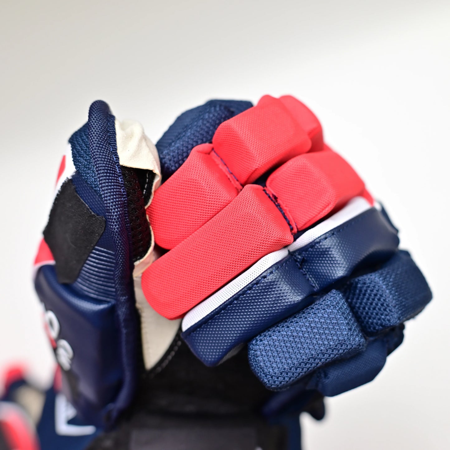 [13"]CC Brand FT6 Professional Ice Hockey Gloves 13 Inch New Model for Athletes