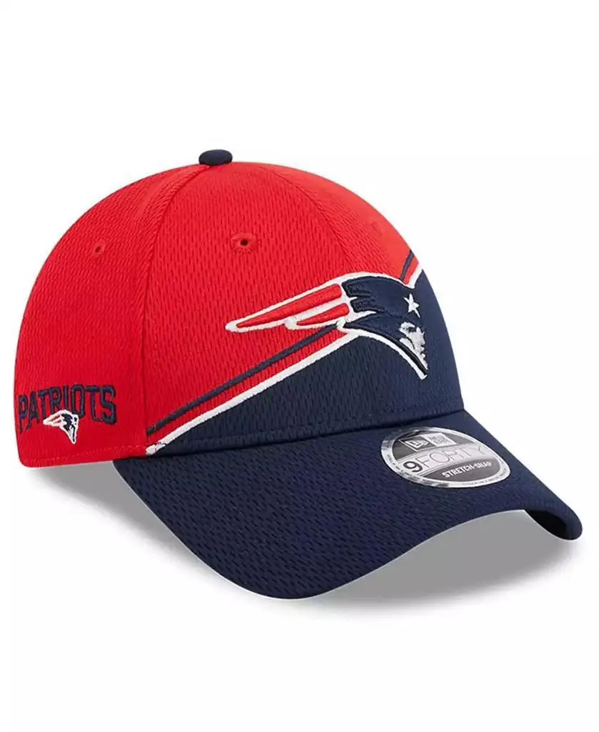New Era | Men's Red, Navy New England Patriots 2023 Sideline 9FORTY Adjustable Hat