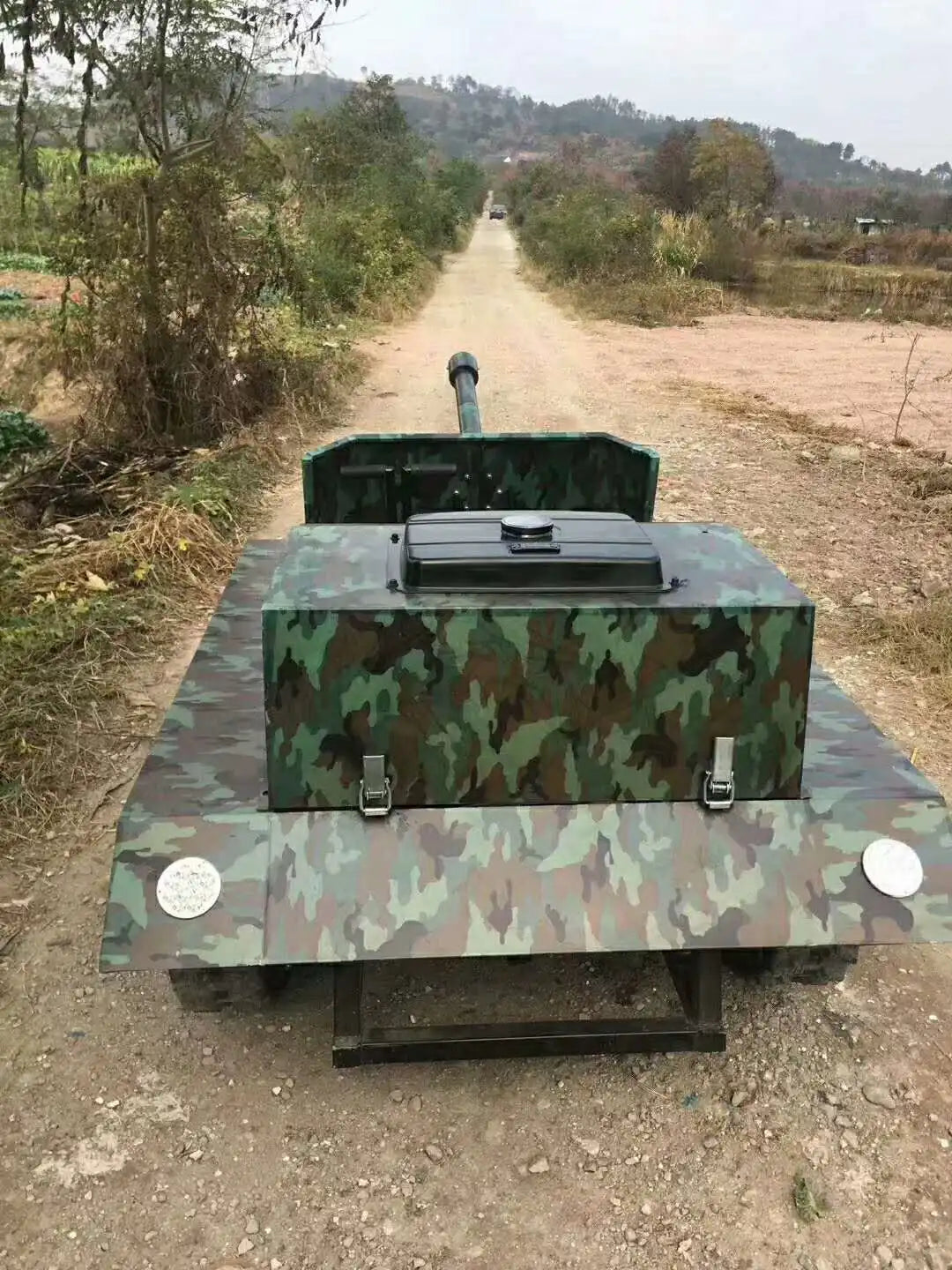 Remote Control Timing Function Snow Mobile  Tracked Tank Snowmobile For Entertainment Tank For Children Adults