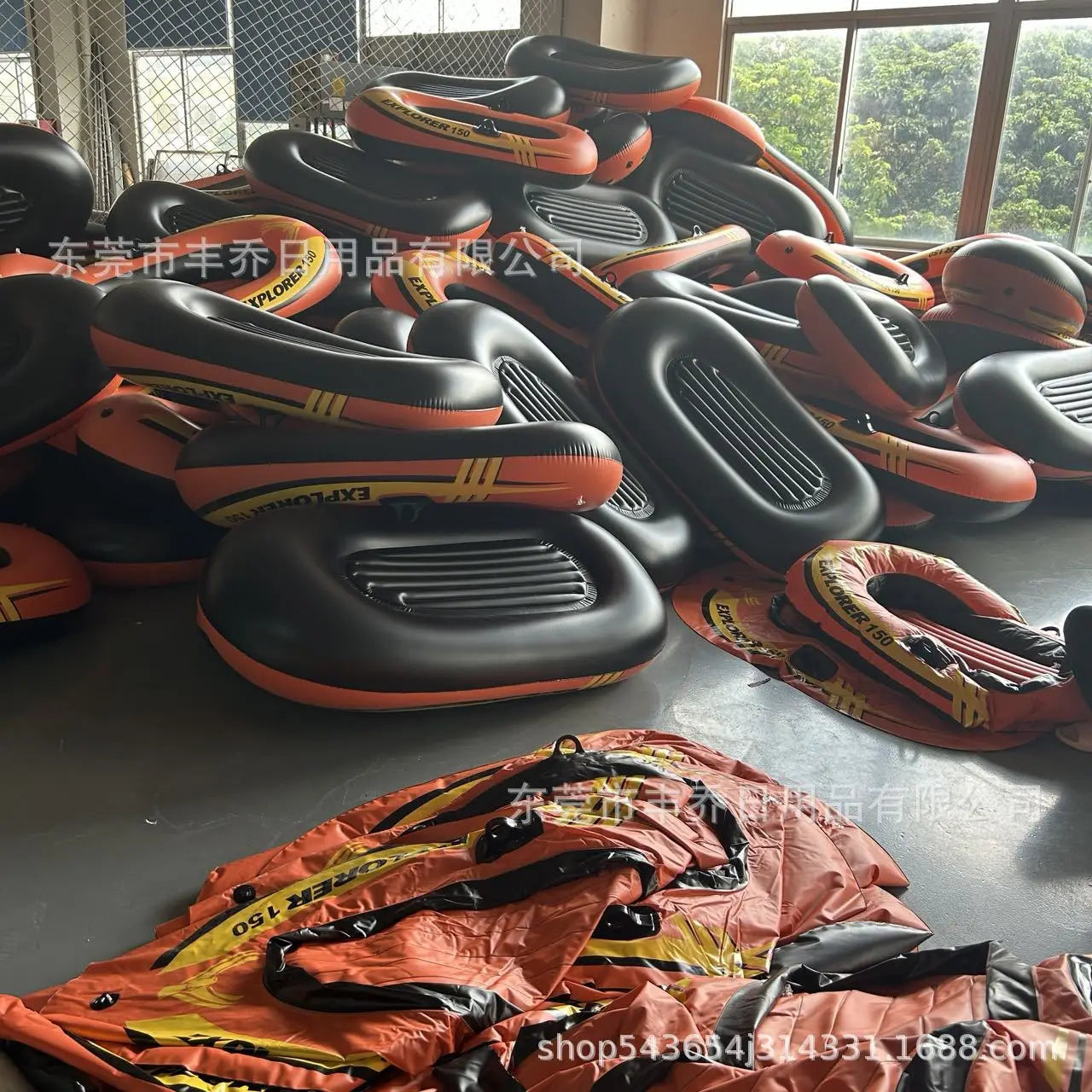 Inflatable Boat Outdoor Inflatable Fishing Bo at Single Rafting Swimming Pool Toy Boat