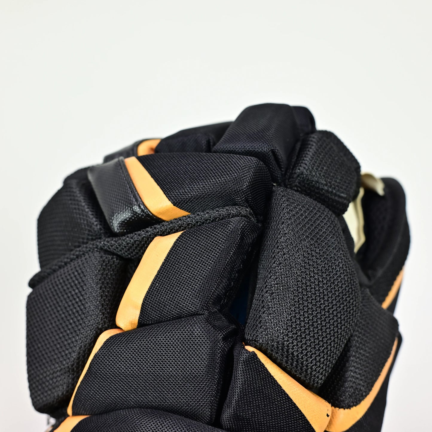 [13"]CC Brand FT6 Professional Ice Hockey Gloves 13 Inch New Model for Athletes