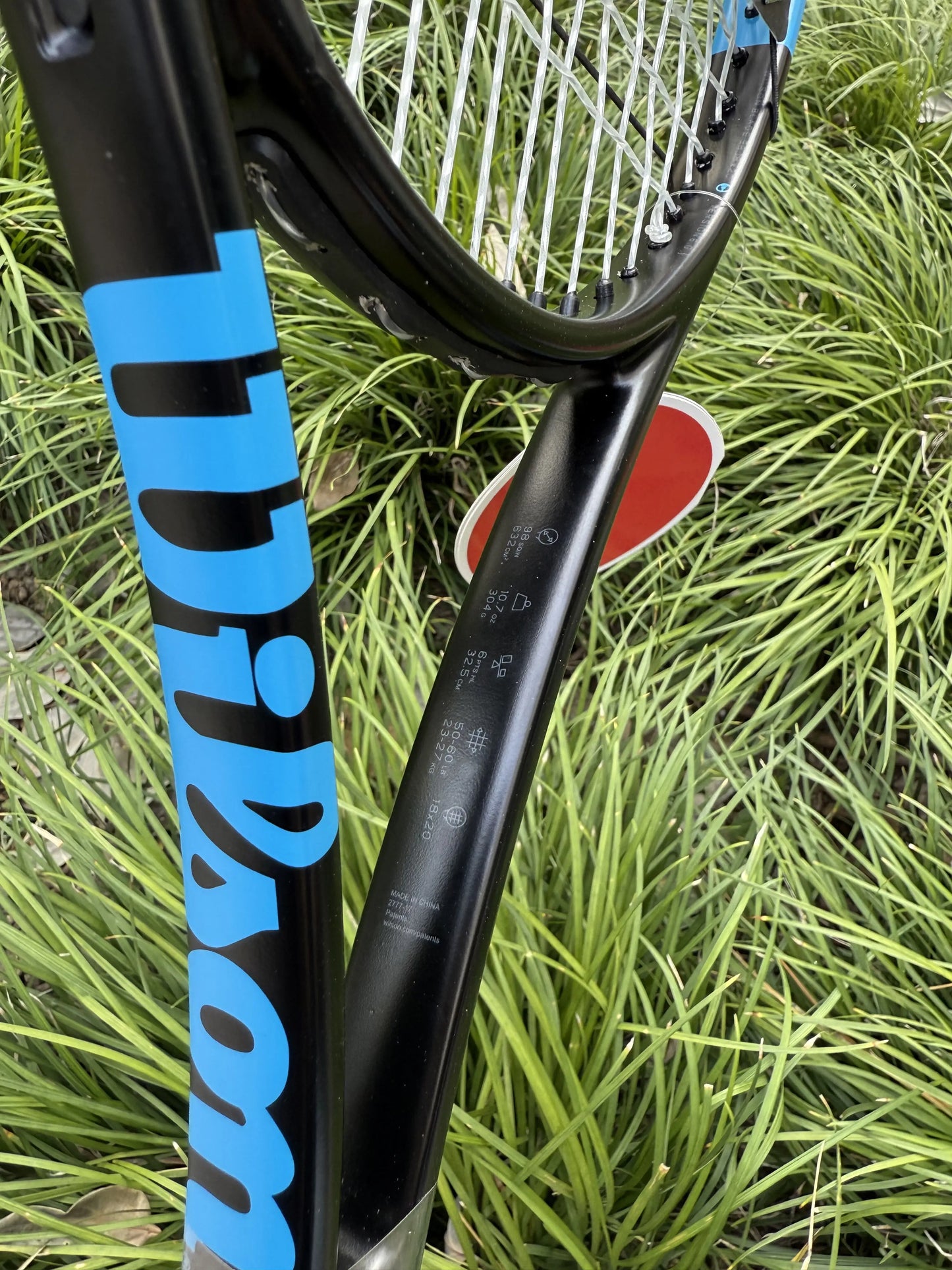 Wilson Blade98 18x20 V6 All Carbon Countervail Tennis Racquet Suit Professional Male