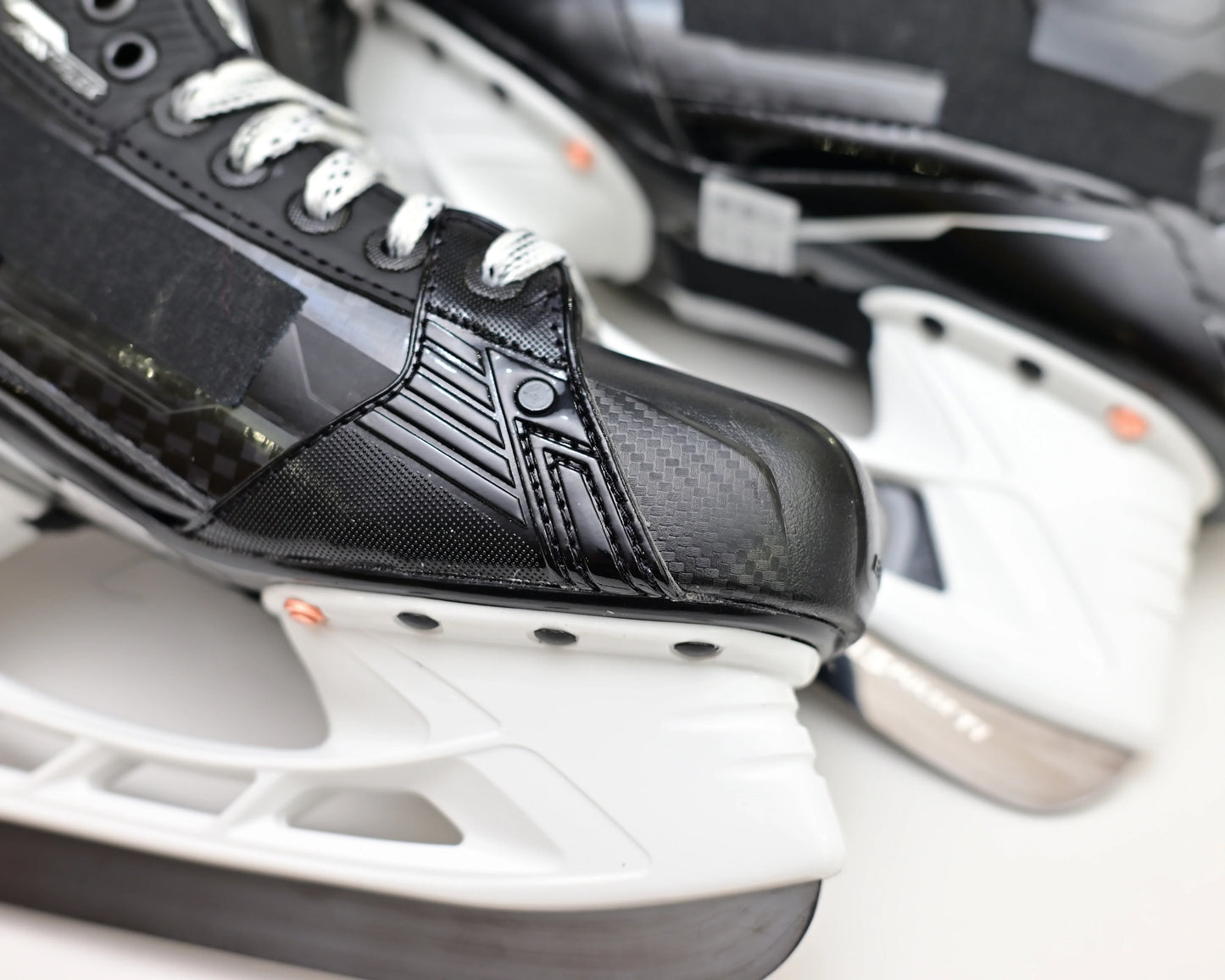 Thermalform Heat Molding hockey Skate Curv Composite Steel Blade Real Ice Hockey